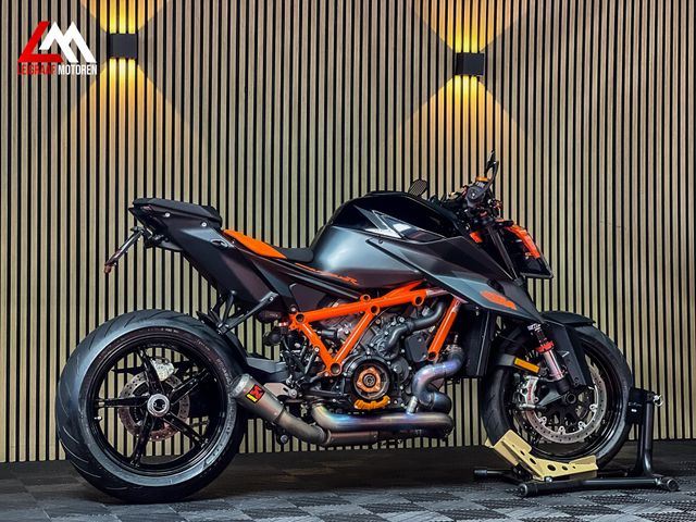 ktm - 1290-super-duke-r