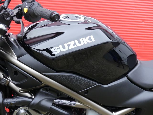 suzuki - sv-650-n-abs