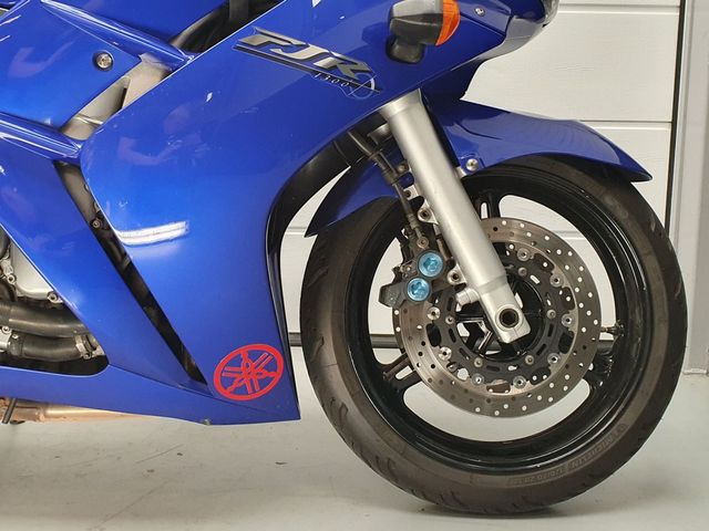 yamaha - fjr-1300