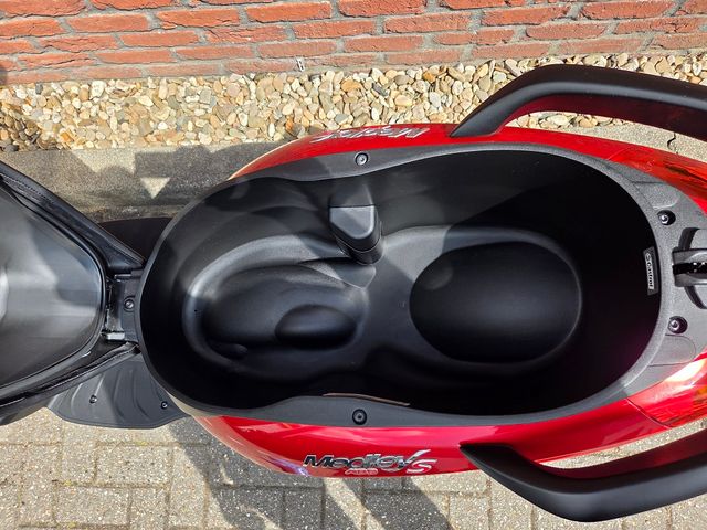 piaggio - medley-s