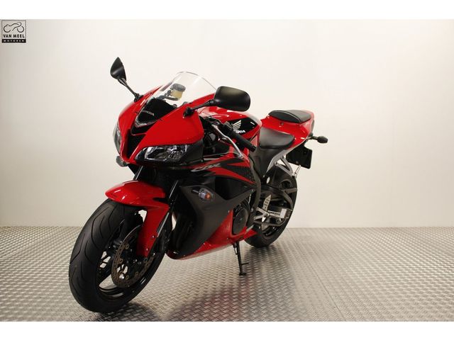 honda - cbr-600-rr