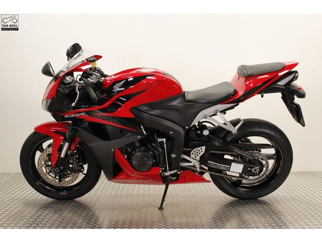 honda - cbr-600-rr