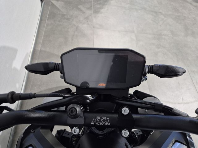 ktm - 790-duke