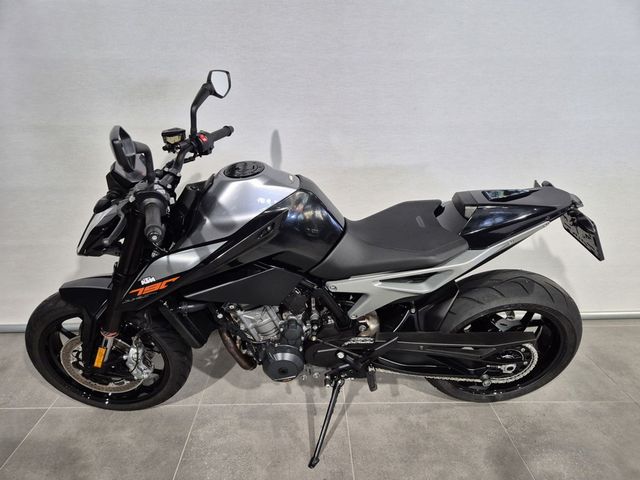ktm - 790-duke