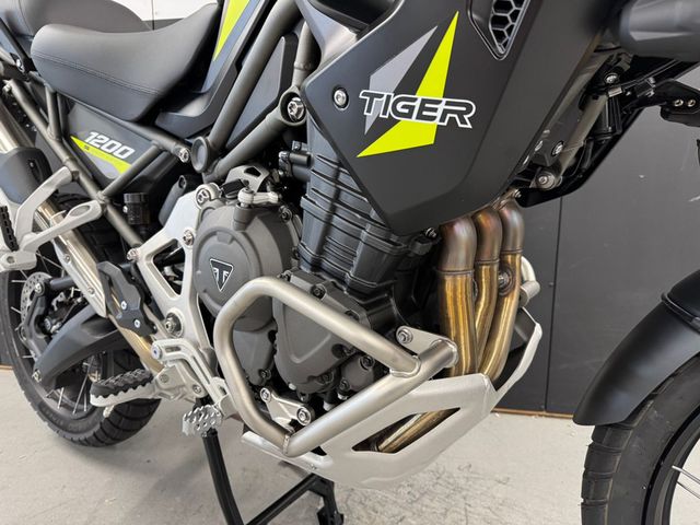 triumph - tiger-1200-desert-edition