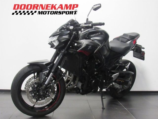 kawasaki - z900