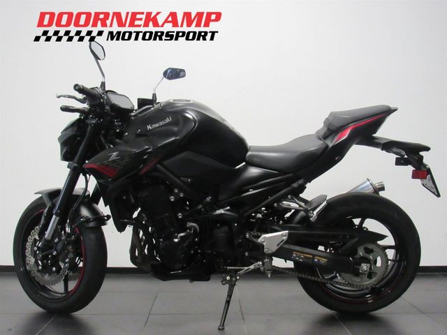 kawasaki - z900