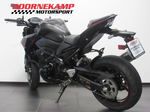 kawasaki - z900