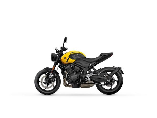 triumph - trident-660