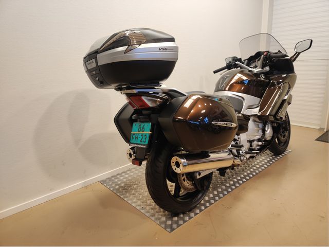 yamaha - fjr-1300-ae