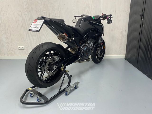 ktm - 890-duke-l