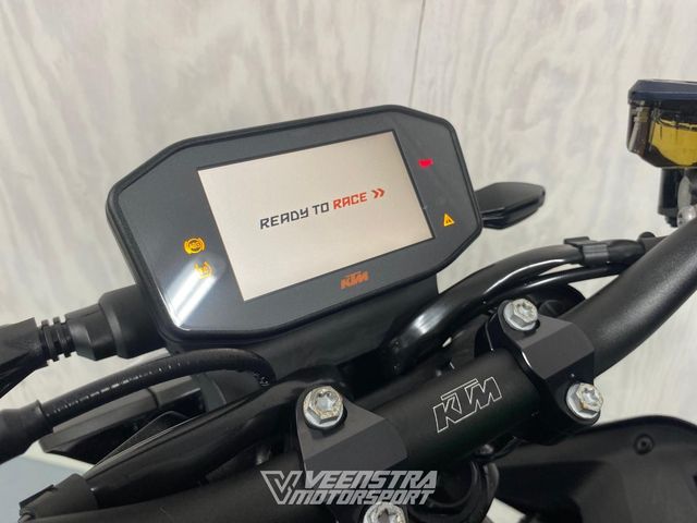 ktm - 890-duke-l