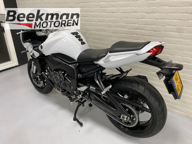 yamaha - fz-1