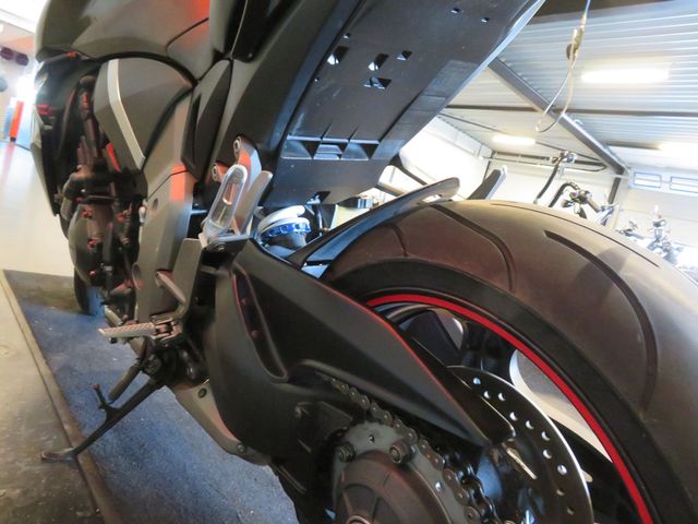 honda - cb-1000-r