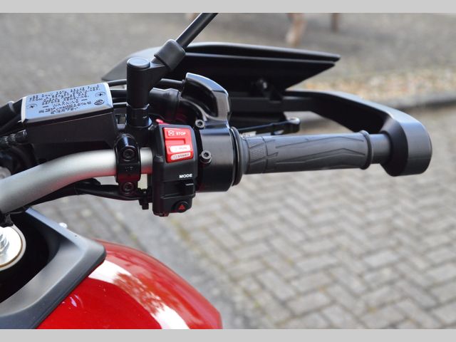 yamaha - tracer-900-abs