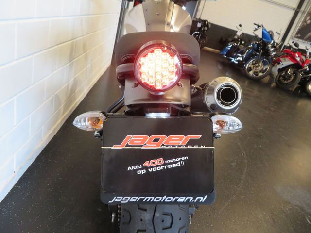 yamaha - xsr-700-abs