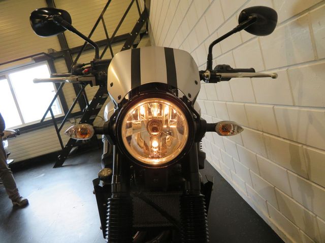 yamaha - xsr-700-abs
