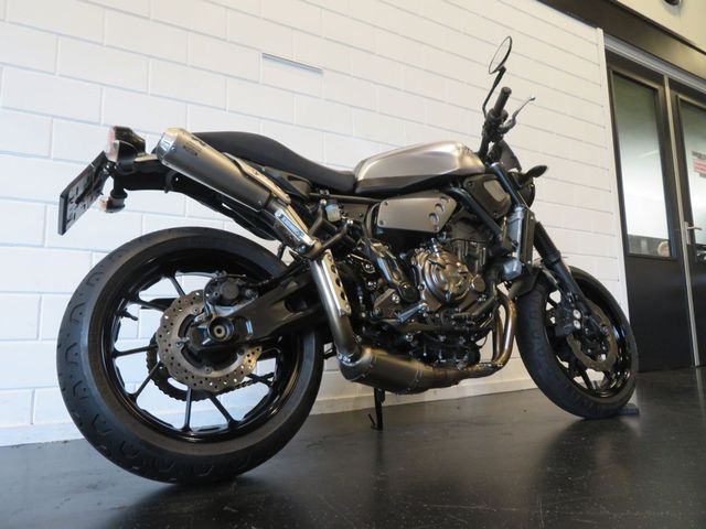 yamaha - xsr-700-abs