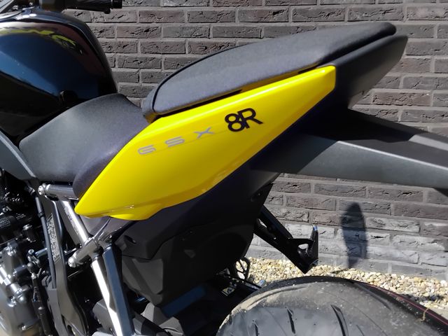 suzuki - gsx-8r