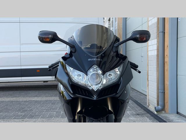 suzuki - gsx-r-600