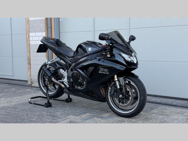 suzuki - gsx-r-600