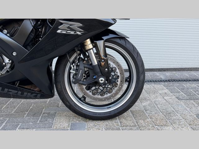 suzuki - gsx-r-600