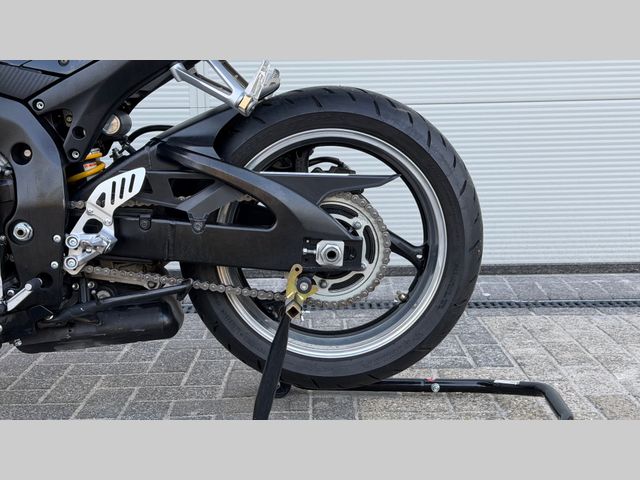 suzuki - gsx-r-600