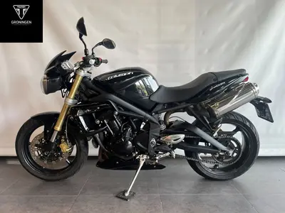 TRIUMPH STREET TRIPLE – foto 4