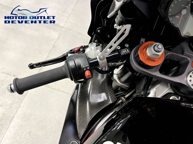 aprilia - rsv-1000-r