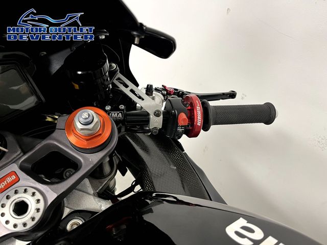 aprilia - rsv-1000-r