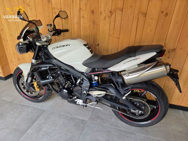 triumph - street-triple-r