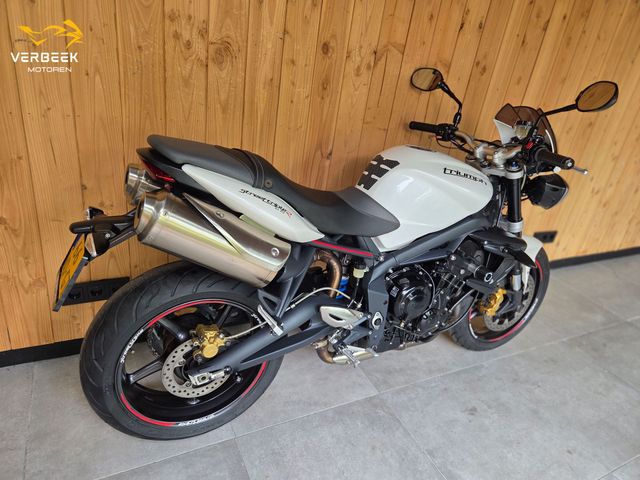 triumph - street-triple-r