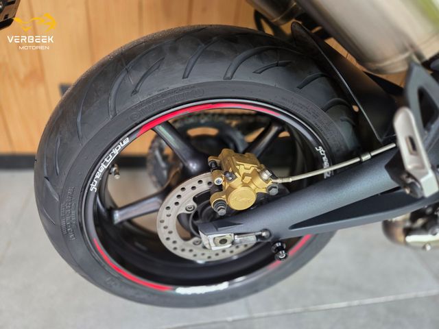 triumph - street-triple-r