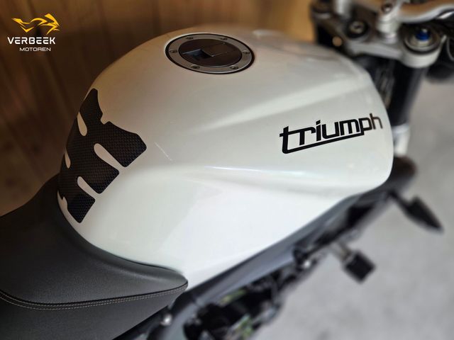 triumph - street-triple-r