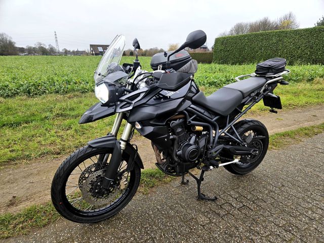 triumph - tiger-800-xc