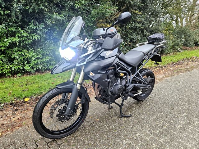 triumph - tiger-800-xc