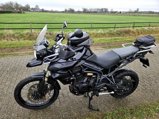 triumph - tiger-800-xc