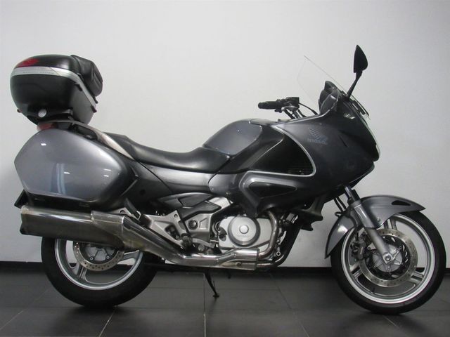 honda - nt-700-v-deauville