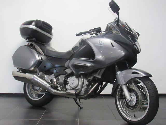 honda - nt-700-v-deauville