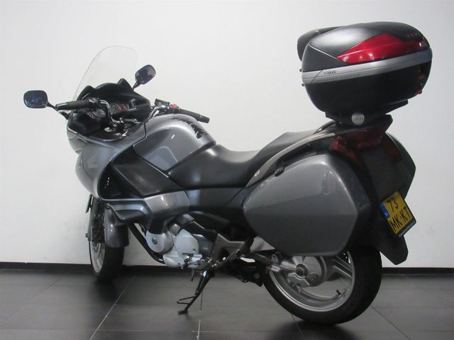 honda - nt-700-v-deauville