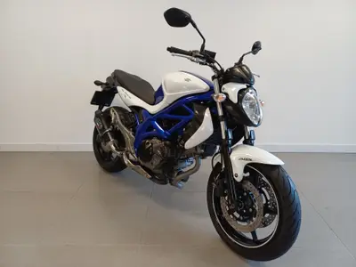 SUZUKI SFV 650 GLADIUS ABS – foto 3
