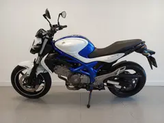Suzuki SFV 650 Gladius ABS 2012 occasion – foto 8 van 22