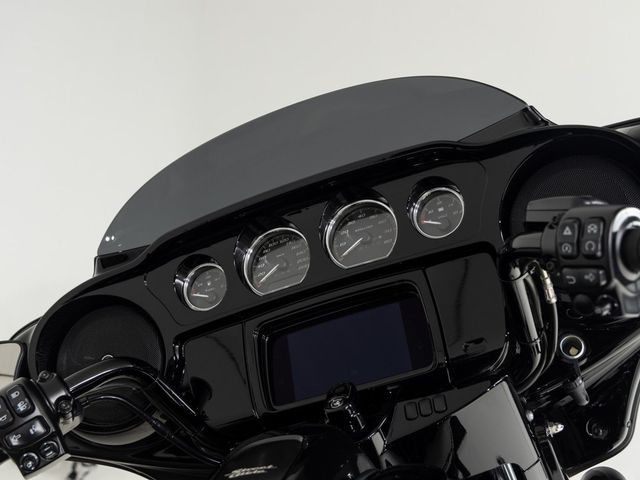 harley-davidson - street-glide-st-flhxst