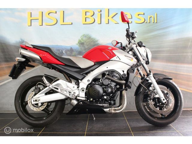 suzuki - gsr-600