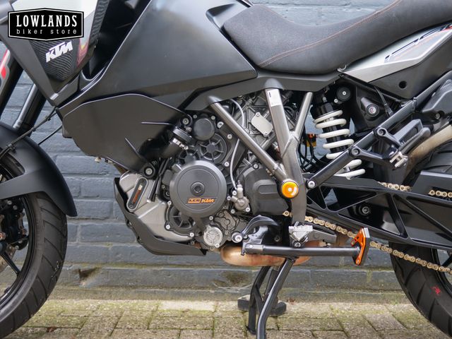 ktm - 1290-super-adventure-s