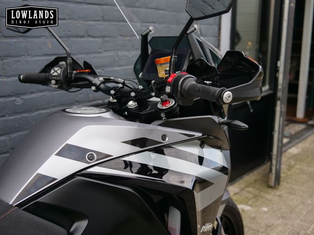 ktm - 1290-super-adventure-s