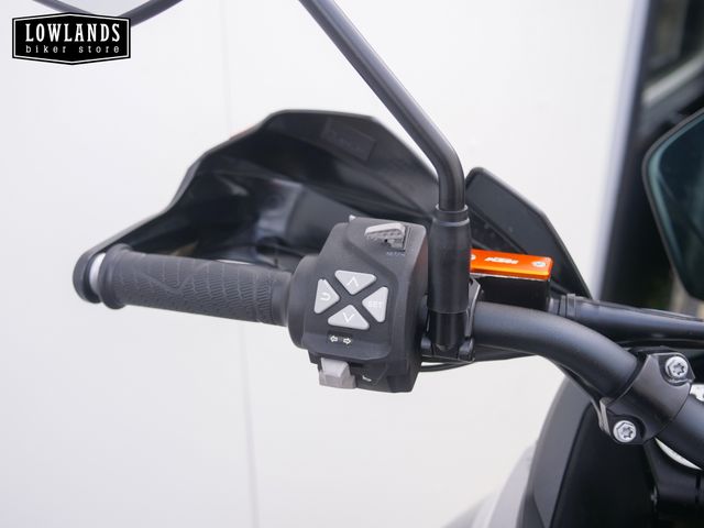 ktm - 1290-super-adventure-s