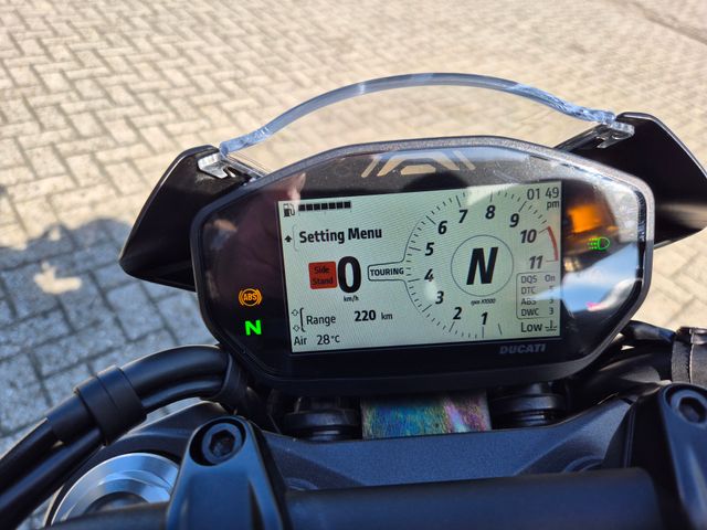 ducati - monster--