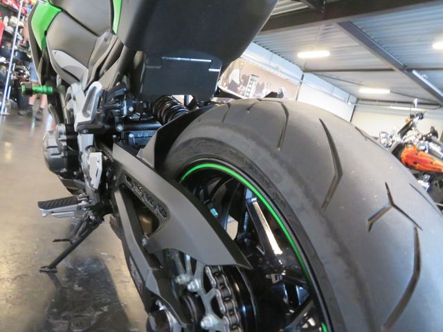 kawasaki - z900
