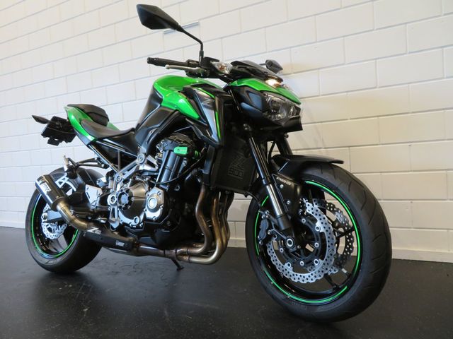kawasaki - z900